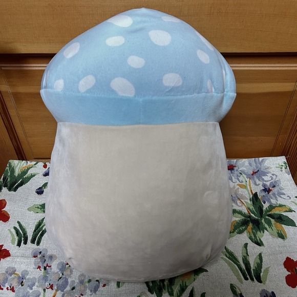 Valentine's Day Squishmallows 12" Chappy Mushroom Heart Smile Plush Toy Stuffie - Picture 2 of 5